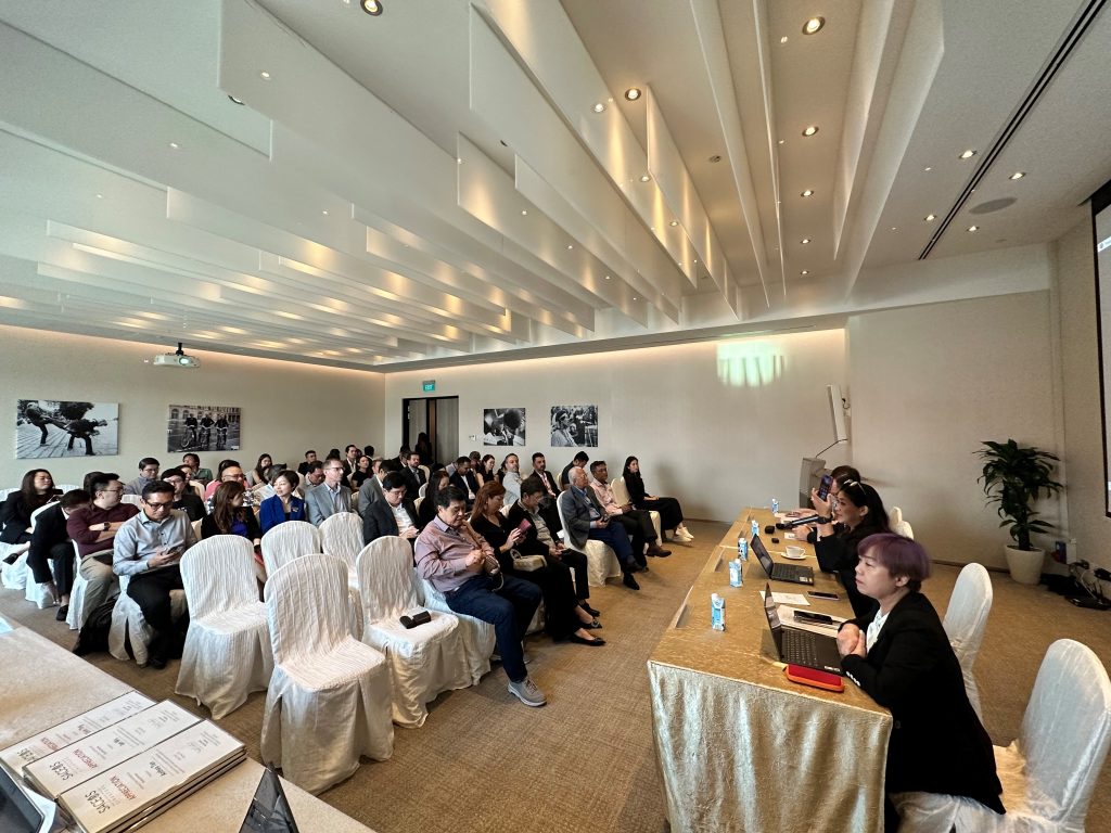 AGM3